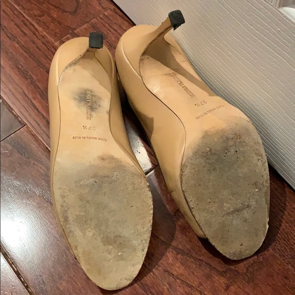 MANOLO BLAHNIK ‘Canazza’ Peep Toe Pumps - Picture 8 of 10